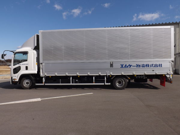 4トンウィング車　7.2ｍ